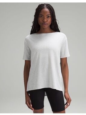 Lululemon Back in Action Short Sleeve Tee